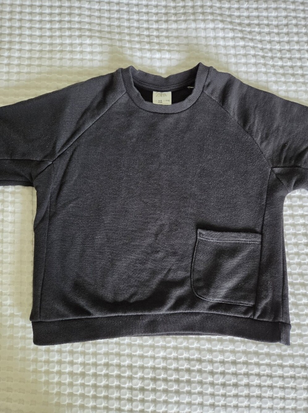 Zara Black Pocket Sweatshirt